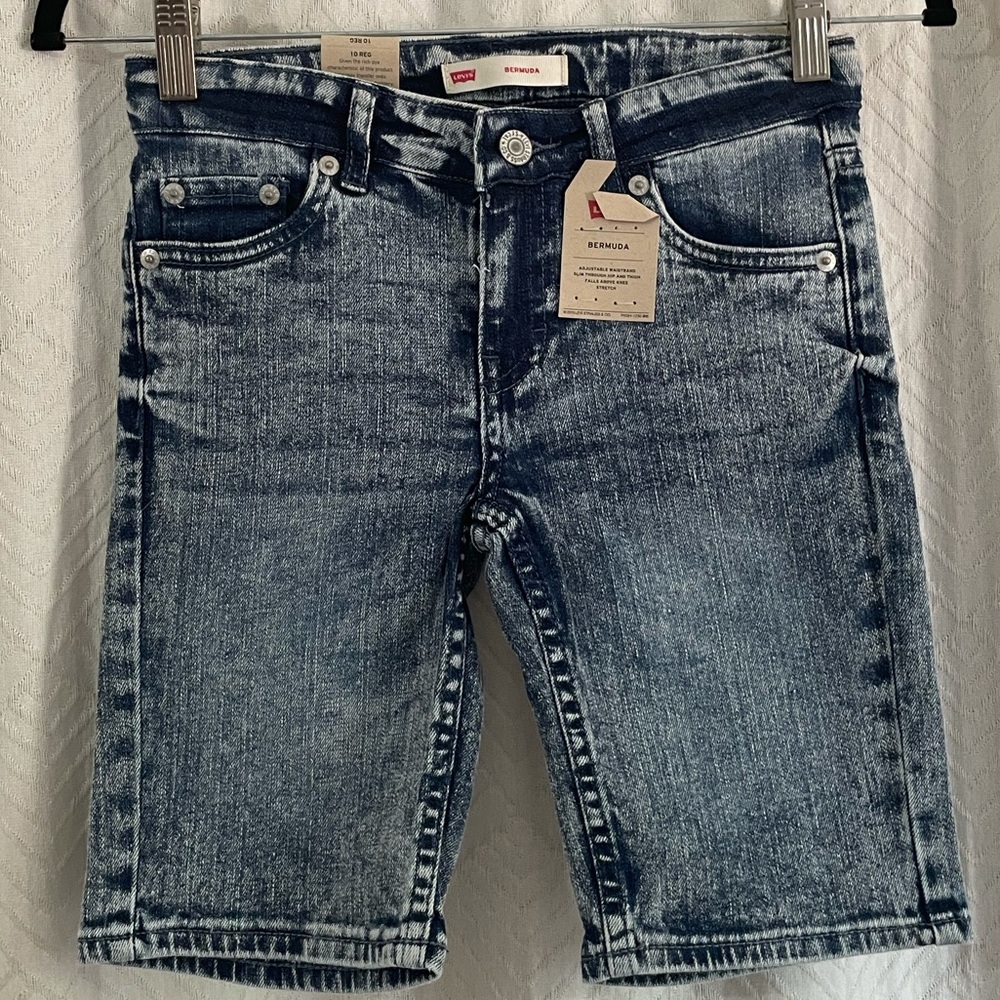 Levi’s denim Kids Bermuda Shorts New With Tag